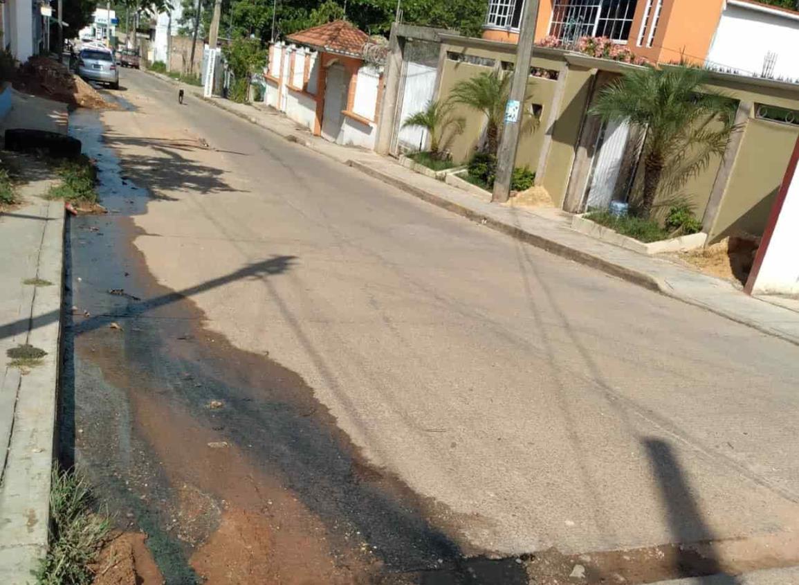 Drenaje ahoga de mal olor al barrio Nuevo