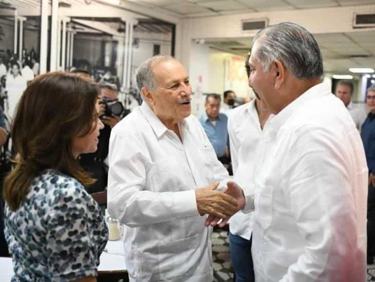 Adán Augusto se reúne con directivos de medios de comunicación en Veracruz