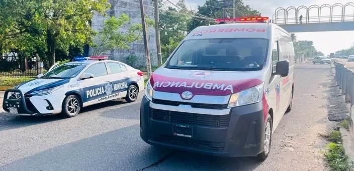 Motociclista termina gravemente herido al derrapar en carretera Transístmica