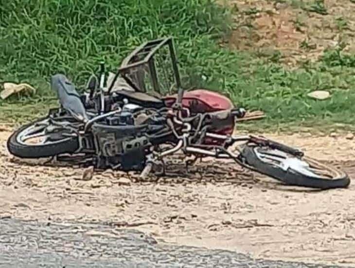 Fallece moto-tortillero al ser impactado por un automóvil en Cosoleacaque