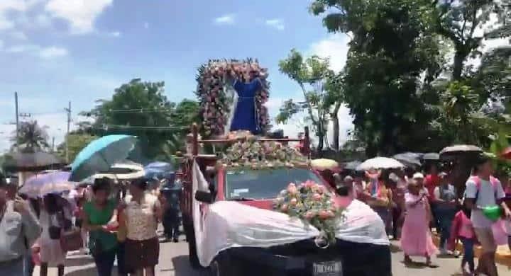 Fieles católicos tienen veinticinco años de celebrar al “Divino Niño Jesús”