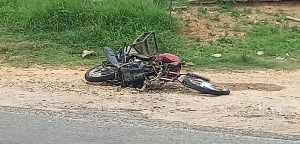 Reclamaron los restos de motociclista fallecido la altura de la carretera antigua a Coatzacoalcos