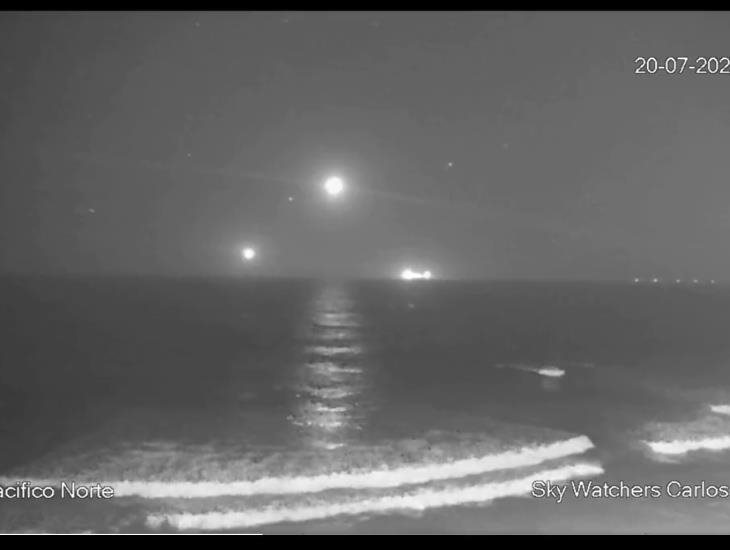 Jaime Maussan comparte video de luces extrañas flotando sobre playa mexicana l VIDEO
