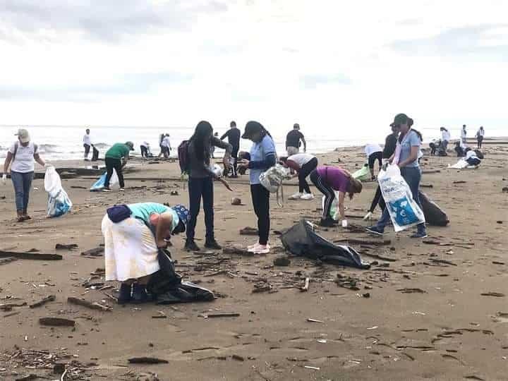 Ecokaans realizaron jornada de limpieza en playas de Coatzacoalcos