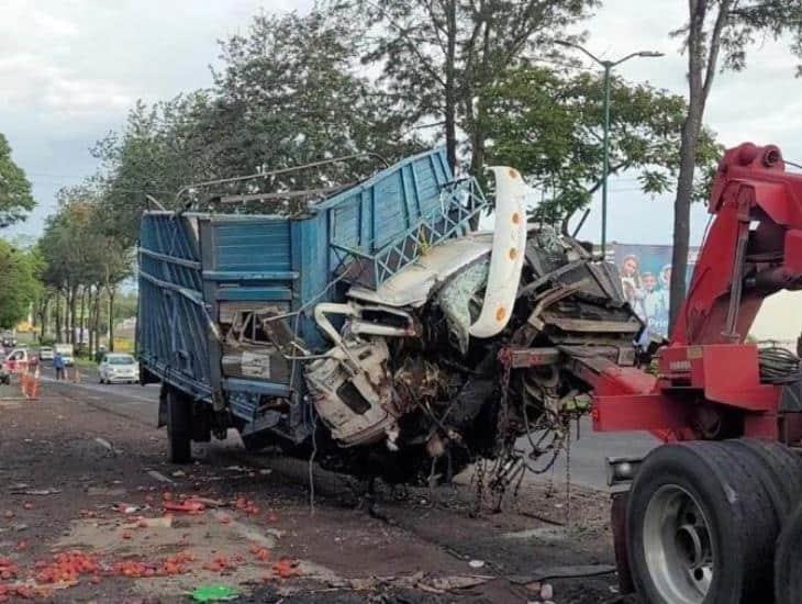 Fuerte carambola en Xalapa deja 11 lesionados ¡accidente múltiple!