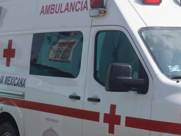 Dos heridos de gravedad en fuerte choque de moto en Minatitlán