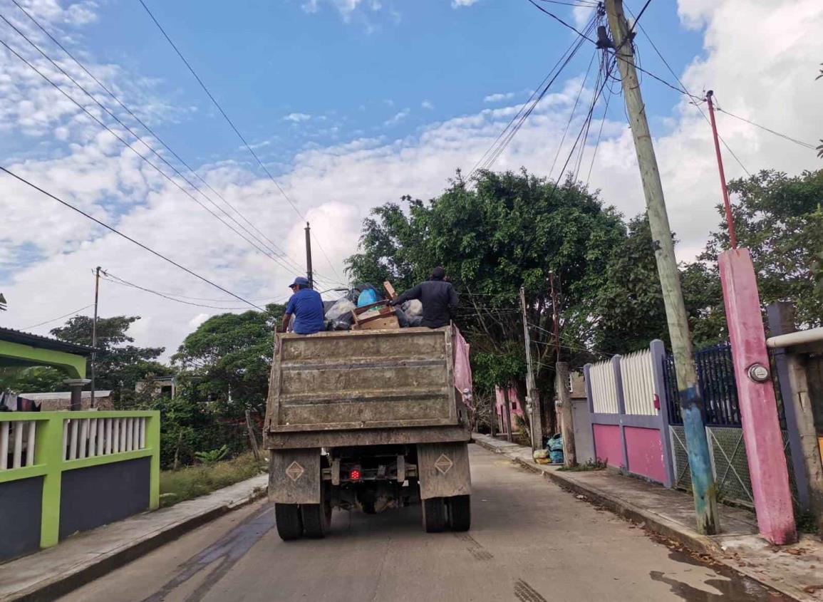 Reducen los días de recolección de basura por falta de unidades