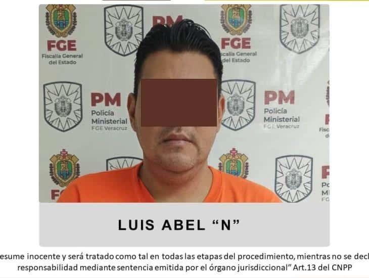 Se queda preso por retener a persona dentro de un taxi en Coatzacoalcos