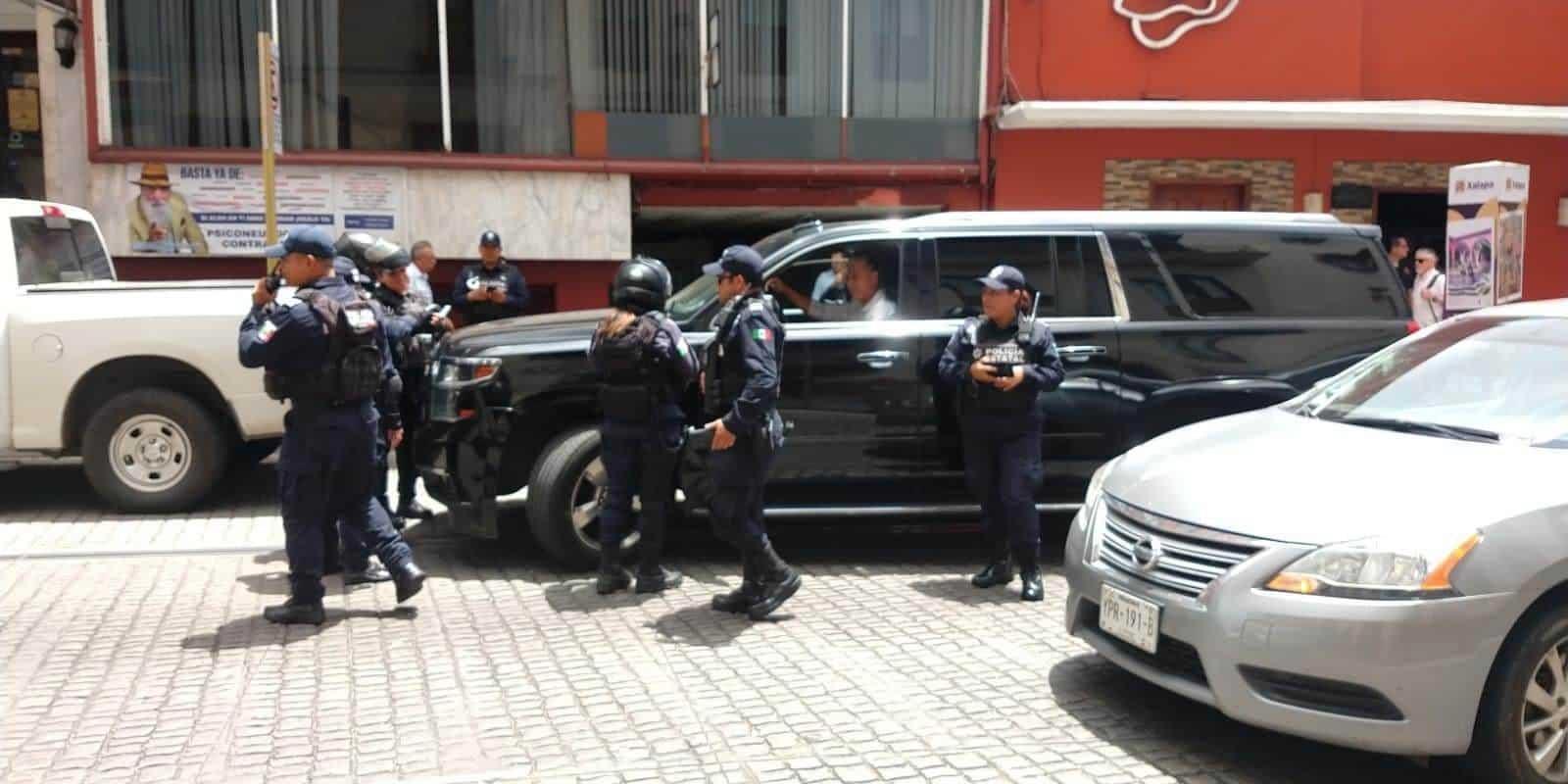 SSP interviene en Xalapa a Federico Salomón, dirigente estatal del PAN