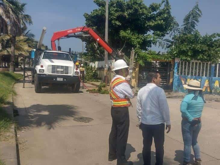 CFE continúa reemplazando transformadores, postes y cableado en Villa Allende