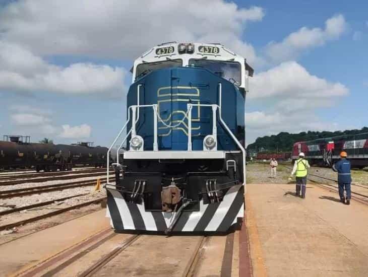 Corredor Interoceánico: Te decimos que transportó desde Veracruz a Oaxaca la primera locomotora del Tren Transístmico