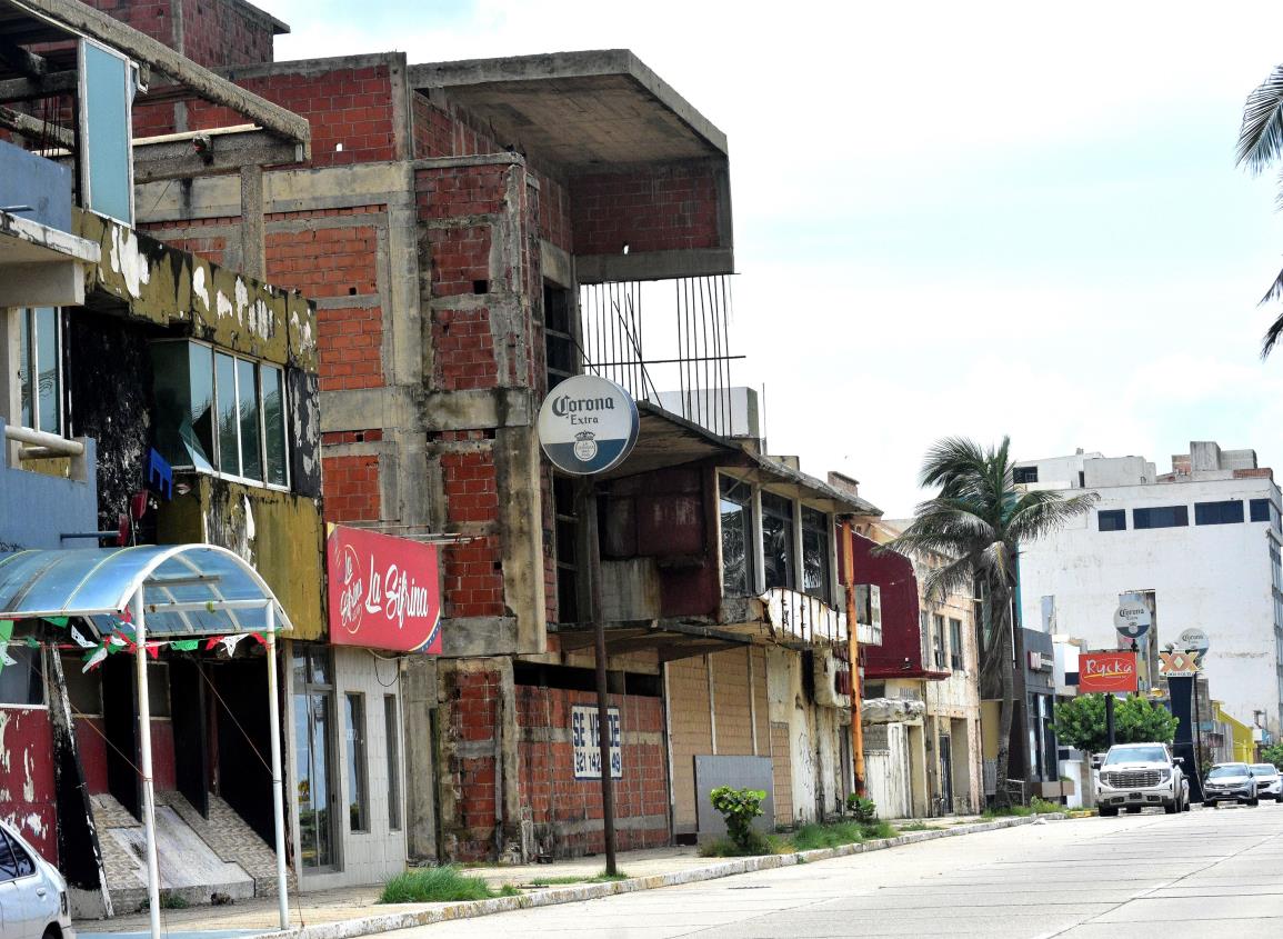 Nueva imagen del Malecón debe incluir rehabilitación de negocios abandonados: Canaco