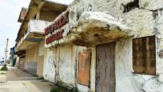 Mínimo que pinten las fachadas, exhorta Canaco a dueños de negocios en ruinas del Malecón de Coatzacoalcos
