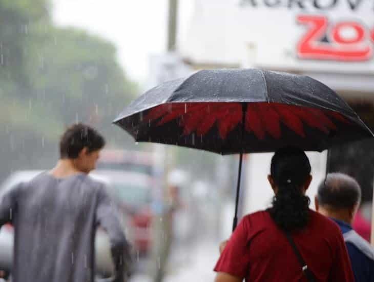 ¿La lluvia realmente puede enfermarnos o es un mito de mamá?