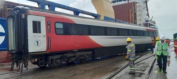Tren Interoceánico: concluye desembarque de locomotoras en el Puerto de Coatzacoalcos ¿llegarán más?