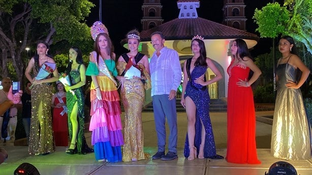 Eligen reinas de las fiestas patrias en Acayucan; ellos son los ganadores | VIDEO