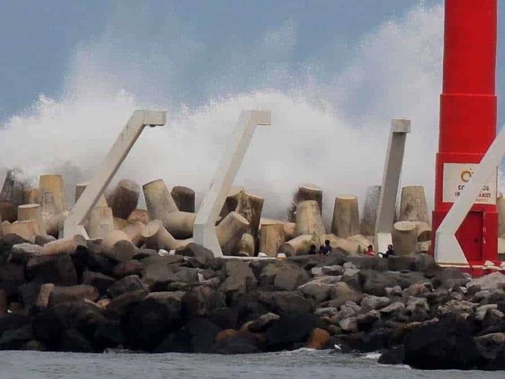 Las escolleras de Coatzacoalcos, lugar emblemático para pasear y admirar el atardecer junto al mar | FOTOS