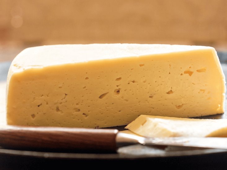 En este supermercado encuentras el queso manchego más saludable según Profeco