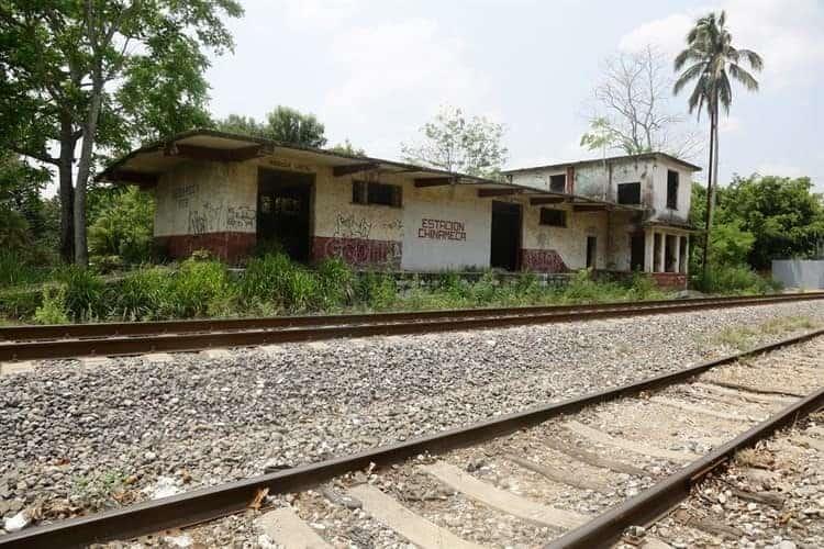 Buscan reactivar la terminal de Chinameca por el Tren Interoceánico