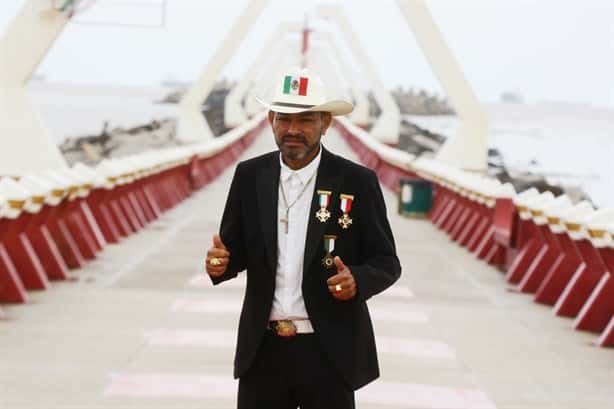 Jesús Vives ‘El marino’, realizará videoclips en Coatzacoalcos