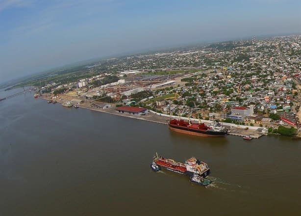 Revelan la millonaria cantidad que se mueve en el puerto de Coatzacoalcos