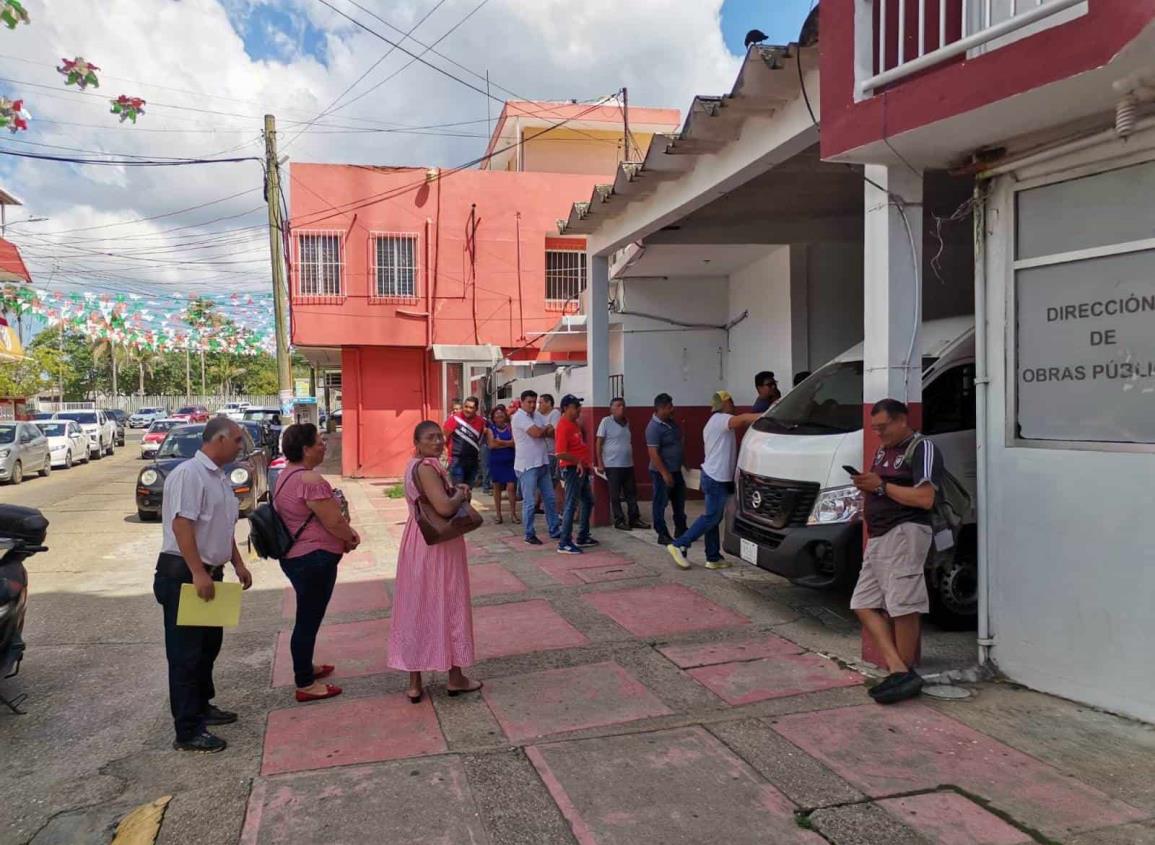 Llego a Nanchital el módulo móvil de licencias