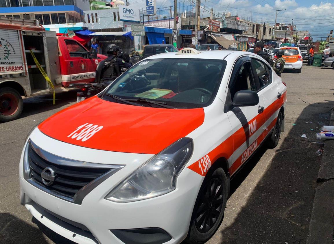 Balean a taxista sanjuaneño a unos metros de base de SSP en Acayucan