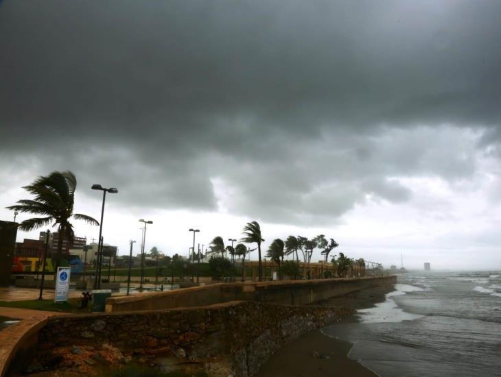 Dos ciclones acechan a México, así prevén el clima para el estado de Veracruz