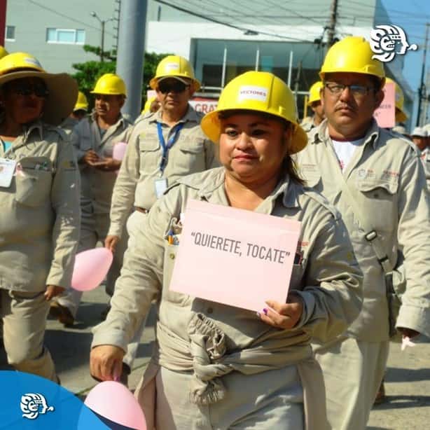 Caminata en Coatzacoalcos por la autoexploración y detección a tiempo del cáncer de mama