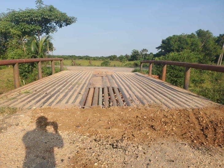 Puente de Ojo de Agua en Texistepec es rehabilitado 