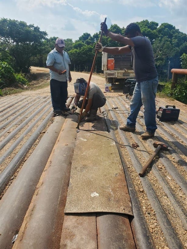 Puente de Ojo de Agua en Texistepec es rehabilitado 