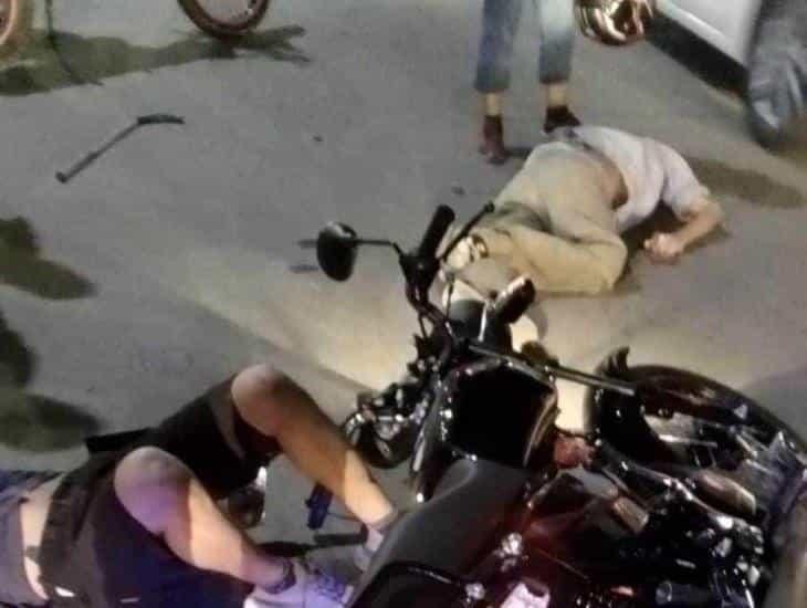 Motociclista arrolla a persona de la tercera edad en Minatitlán