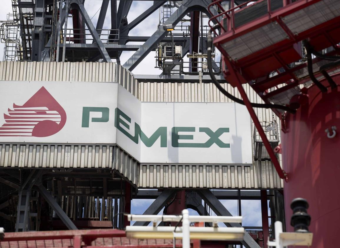 Pemex estará más sano con menor carga fiscal