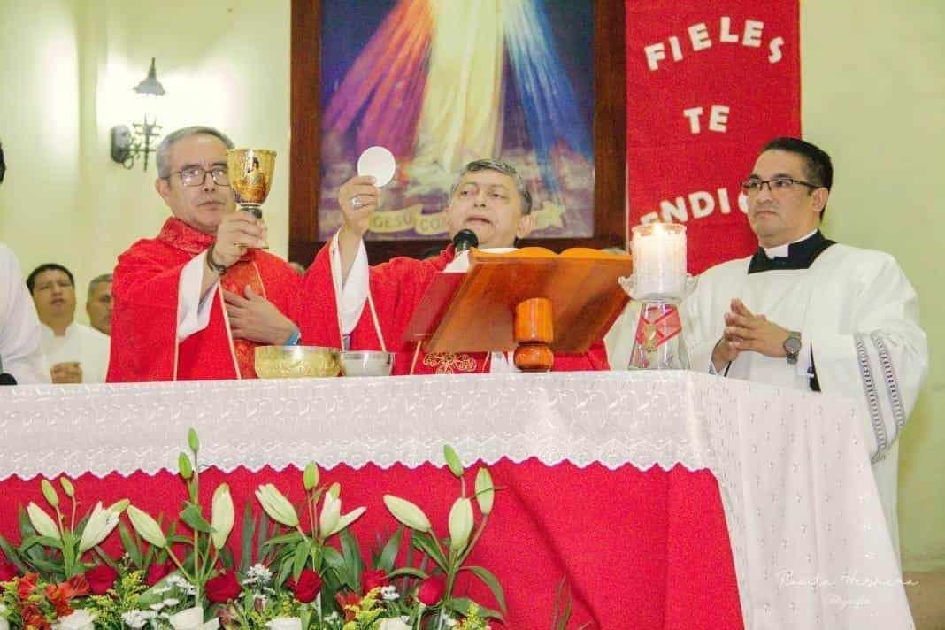Parroquias de Chichihua y San Juan Evangelista tienen nuevos párrocos