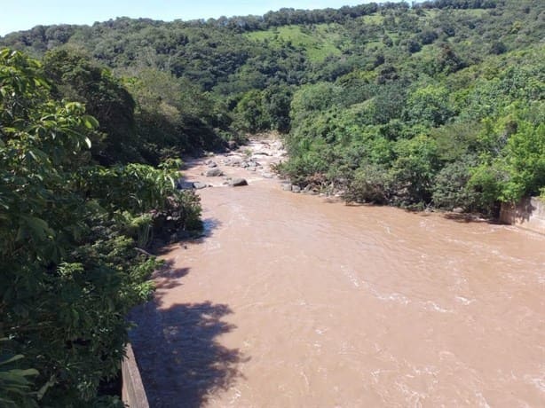 Presa Yurivia es cerrada nuevamente; habrá cortes temporales del servicio