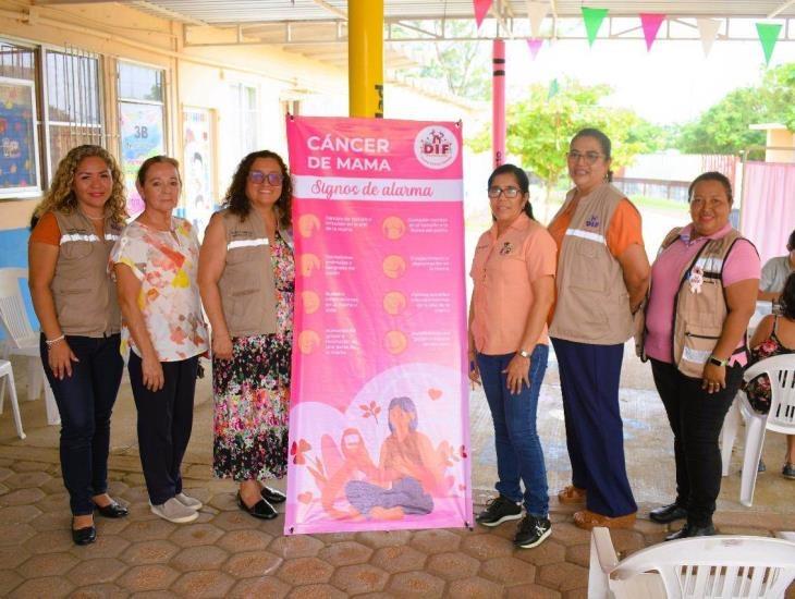 DIF Coatzacoalcos realiza jornada de prevención y detección del cáncer de mama en El Manantial