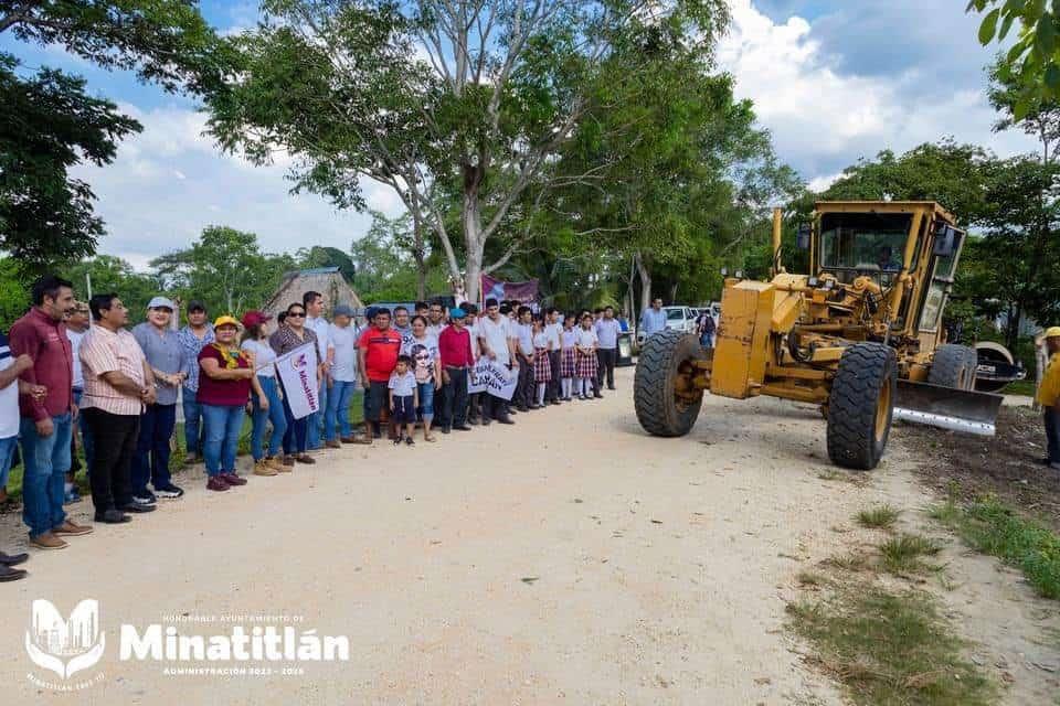 Inicia rehabilitación del camino rural San Vicente-Cahuapan