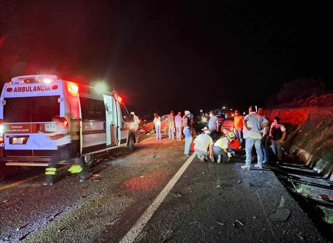 Tres personas fallecidas y cuatro lesionados dejó fatal accidente en carretera Las Choapas-Raudales