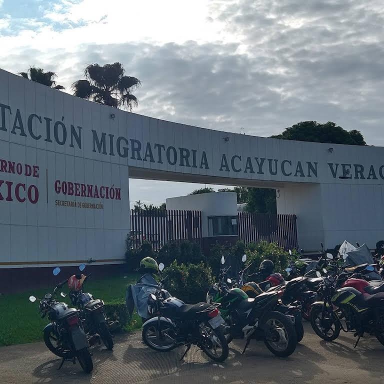 Sobrepoblada la Estación Migratoria de Acayucan; ¿qué carencias sufren?