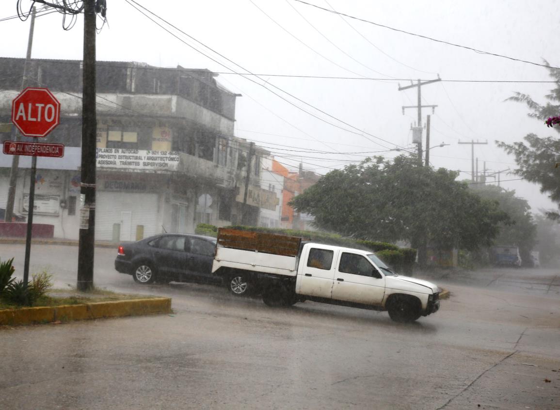 ¿Hasta cuándo persistirán lluvias y norte en Coatzacoalcos?