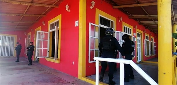 Incendio en restaurante del malecón de Coatzacoalcos moviliza cuerpos de emergencia | VIDEO