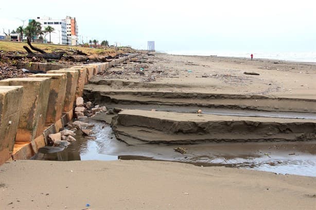El recuento de los daños del Frente Frío 8 en el Malecón de Coatzacoalcos