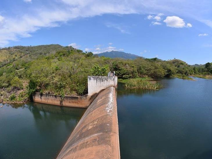 Cierre de presa Yurivia: ¿cuántos usuarios han sido afectados?