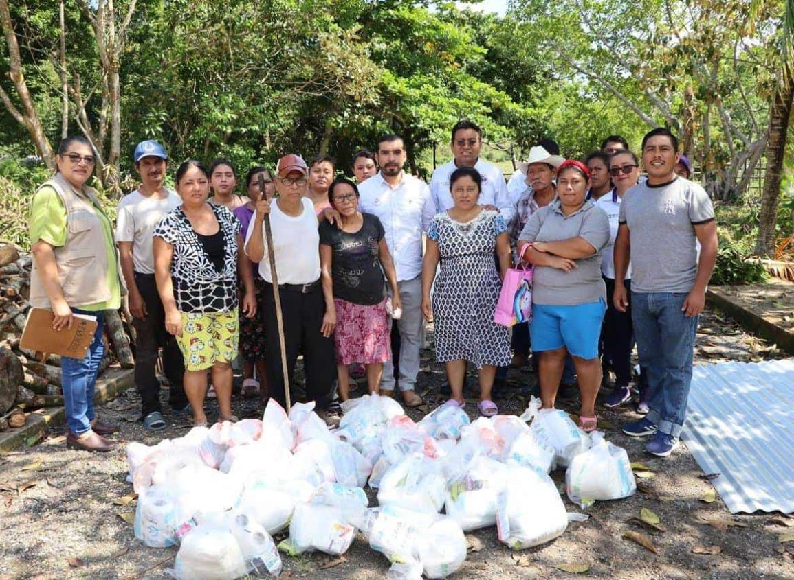 DIF Coatzacoalcos y Gobierno Local apoyan a familias damnificadas de los ejidos