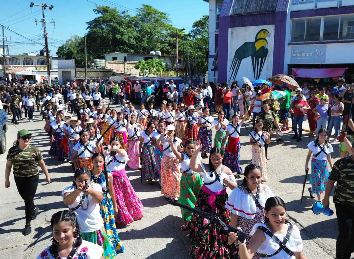 Más de 4 mil estudiantes participaron en el desfile de la Revolución Mexicana