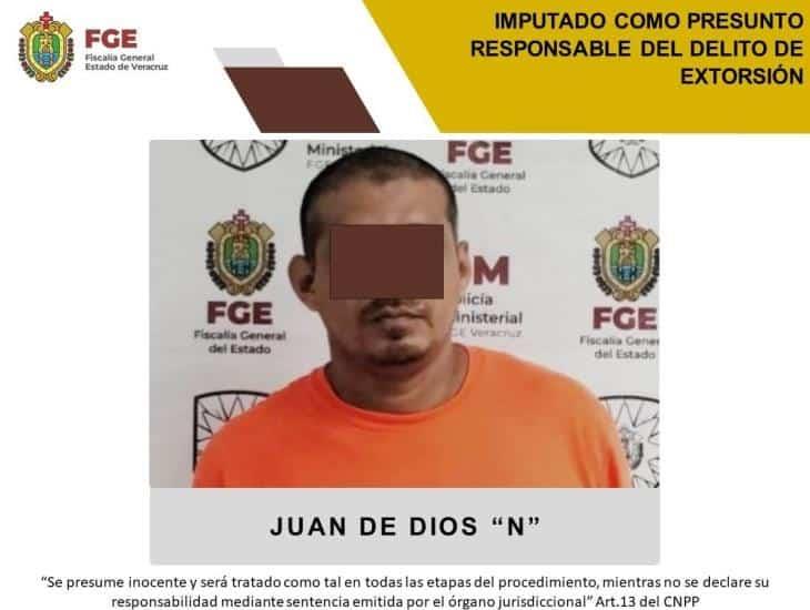 Detienen a presunto extorsionador mientras amenazaba a una comerciante en Coatzacoalcos