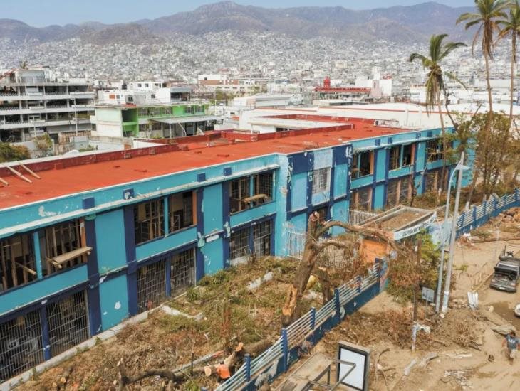 10% de escuelas en Acapulco retoman clases tras paso del huracán Otis