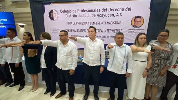 Nuevo Colegio de Profesionales del Derecho dará asesorías gratis en Acayucan | VIDEO