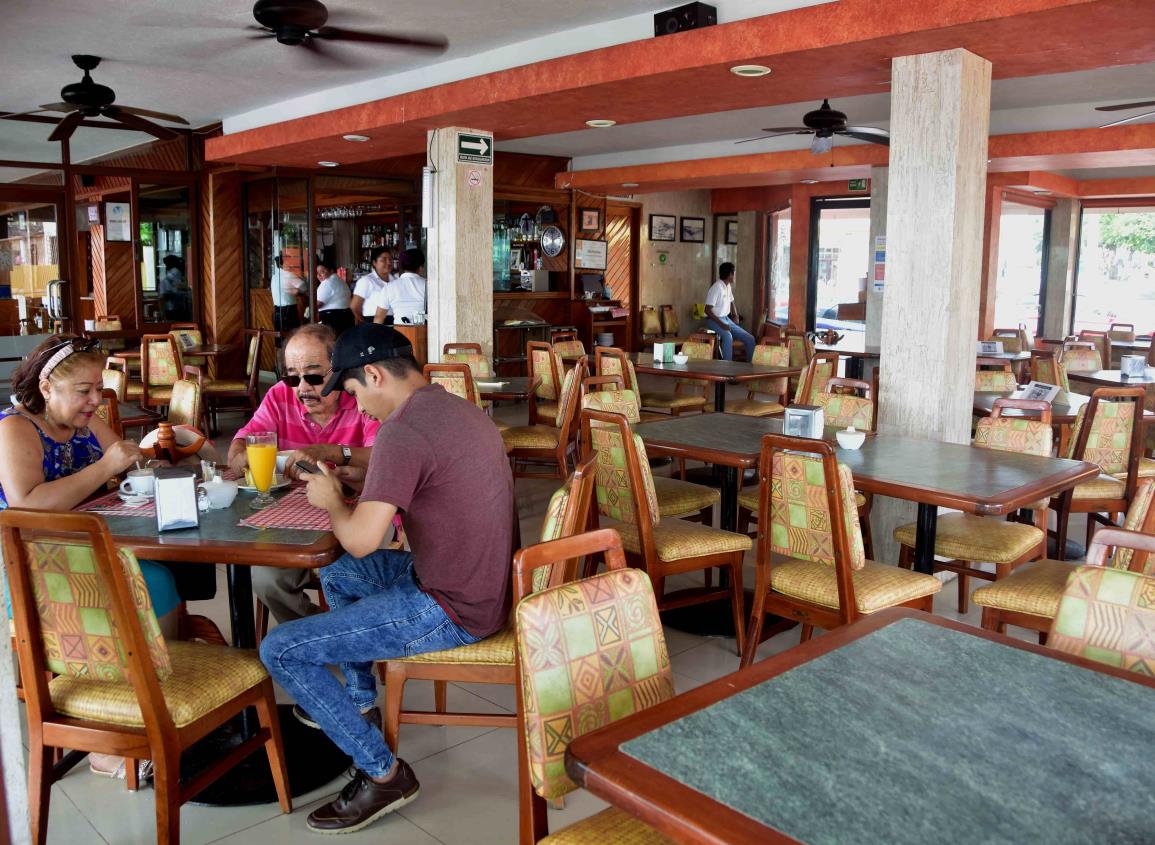 Sector restaurantero de Coatzacoalcos se ha visto afectado por las condiciones climatológicas