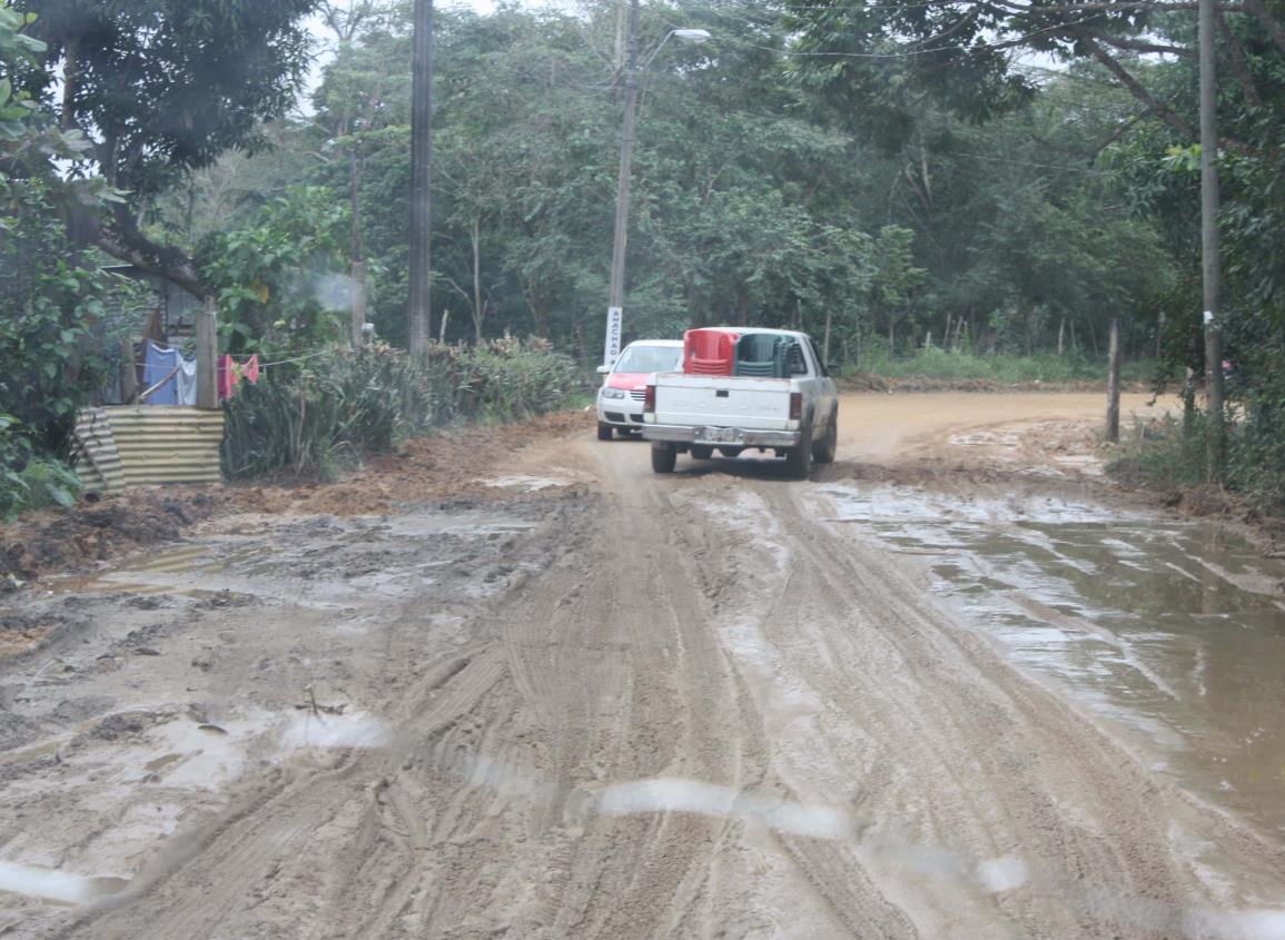 En muy malas condiciones se encuentran los caminos rurales de Las Choapas